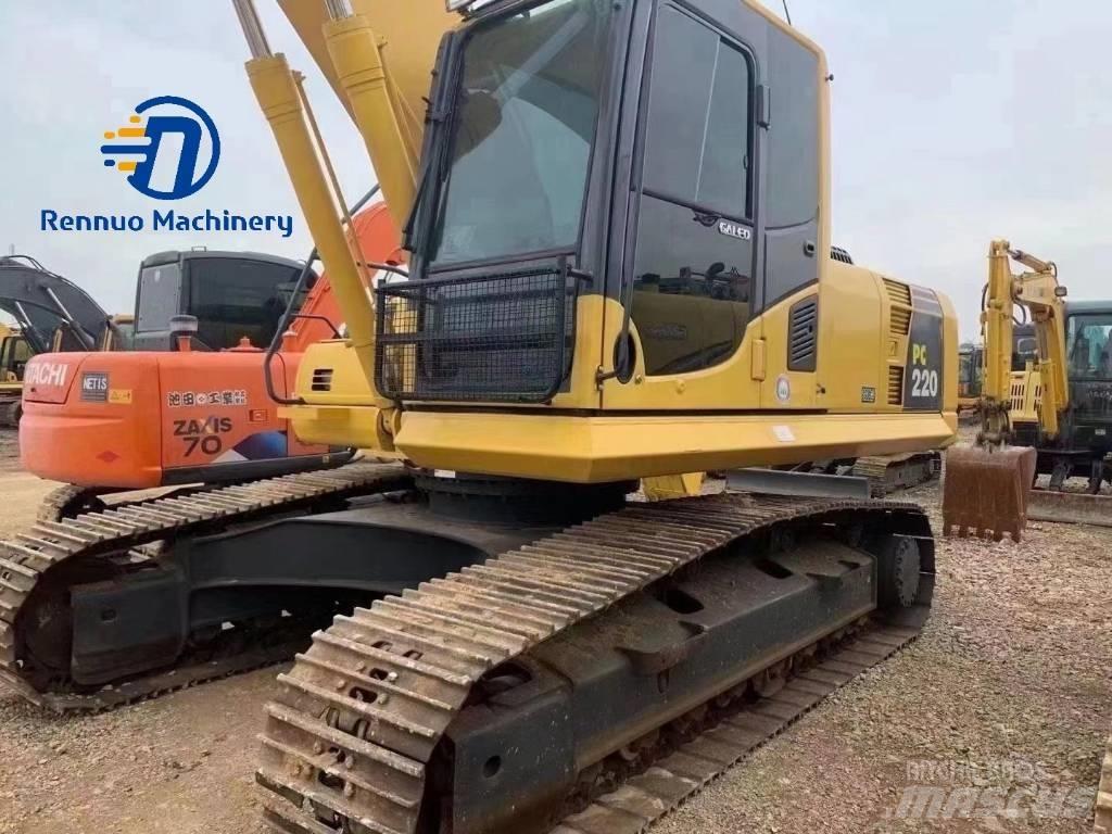 Komatsu PC 220-8 Beltegraver