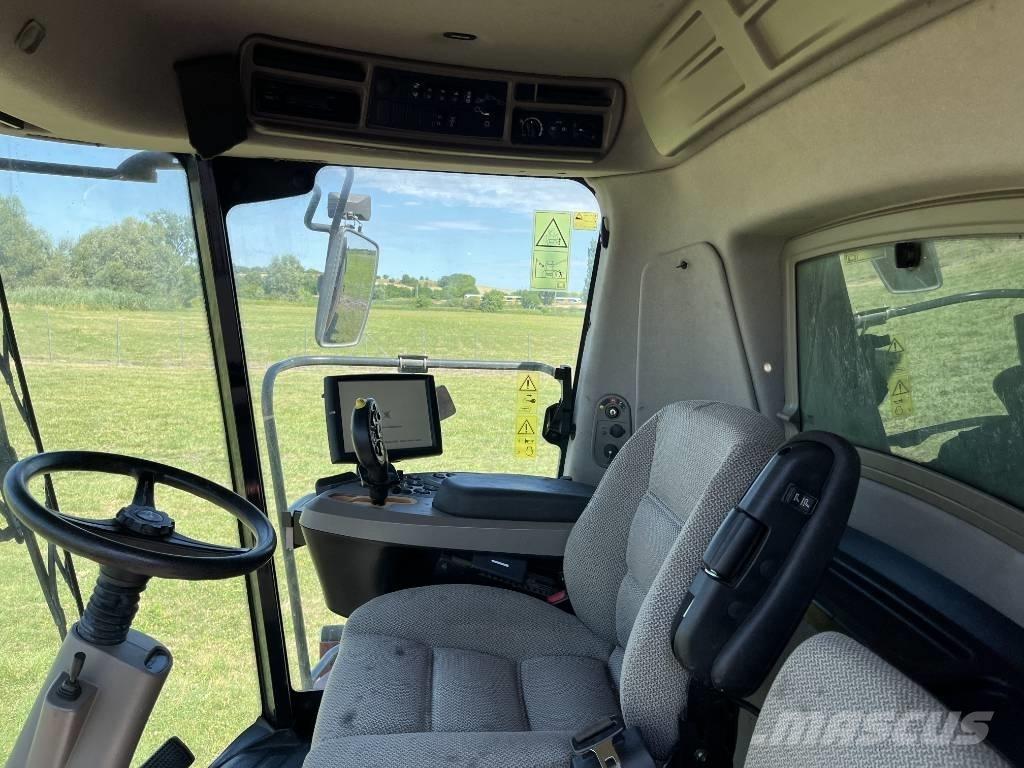Case IH AF 8230 Skurtreskere