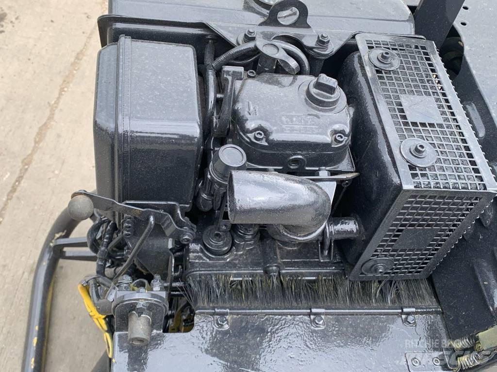 Mecalac MBR 71 Slepe Valser