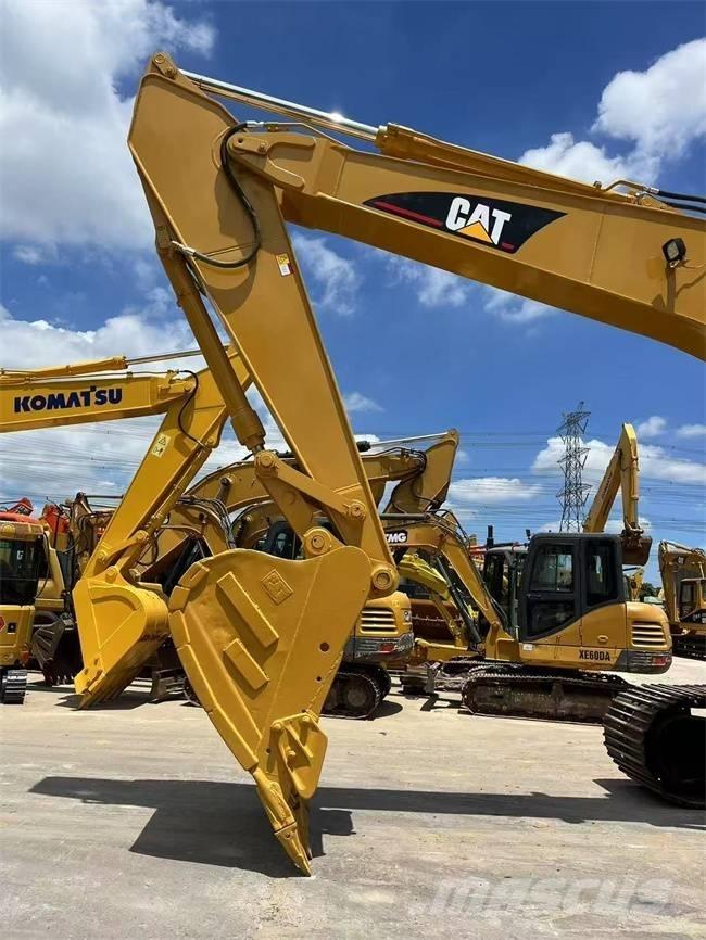 CAT 325 CL Beltegraver