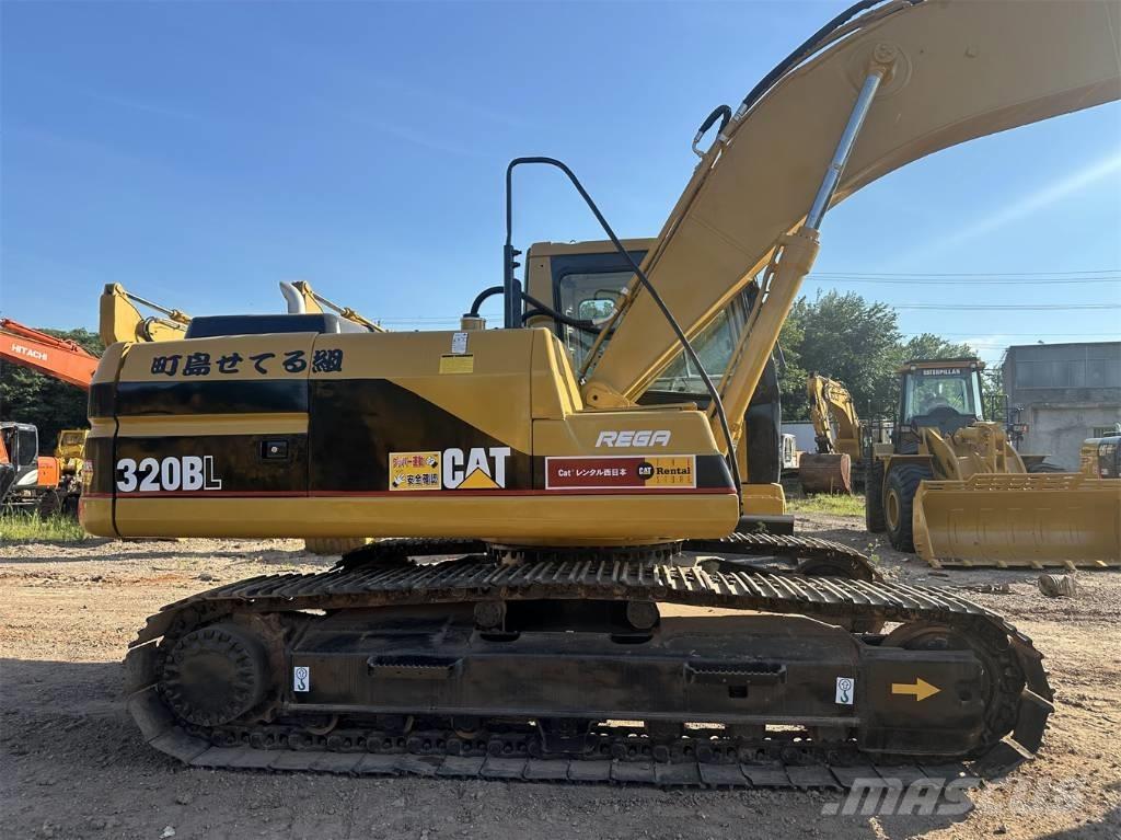 CAT 320 B Beltegraver