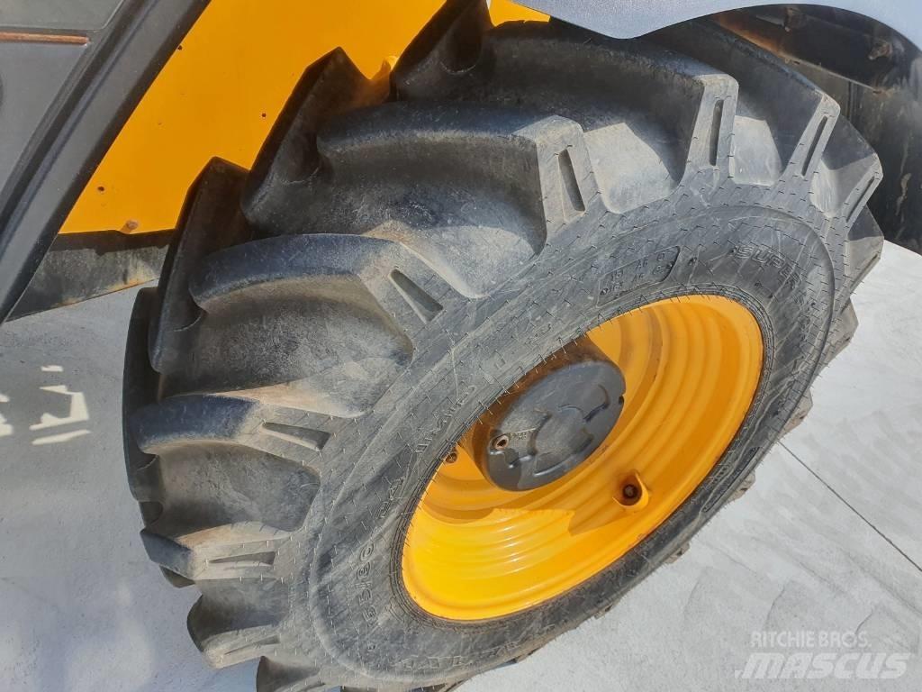 JCB 531-70 - BC25 Teleskoplastere