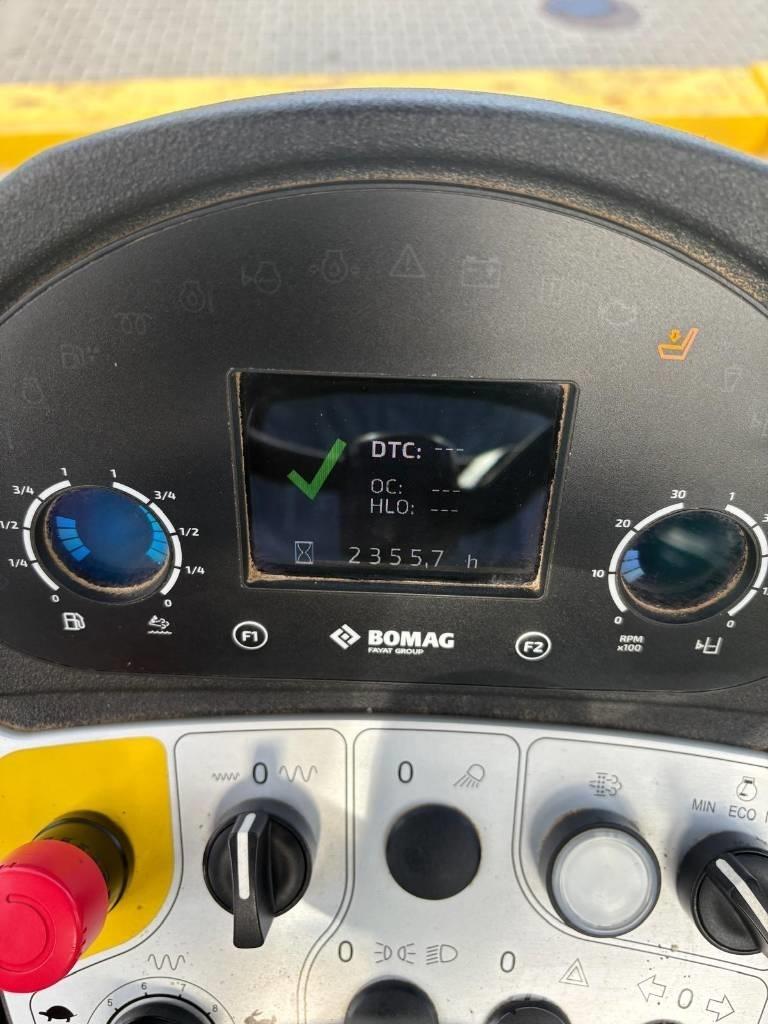 Bomag BW 213 Valsetog
