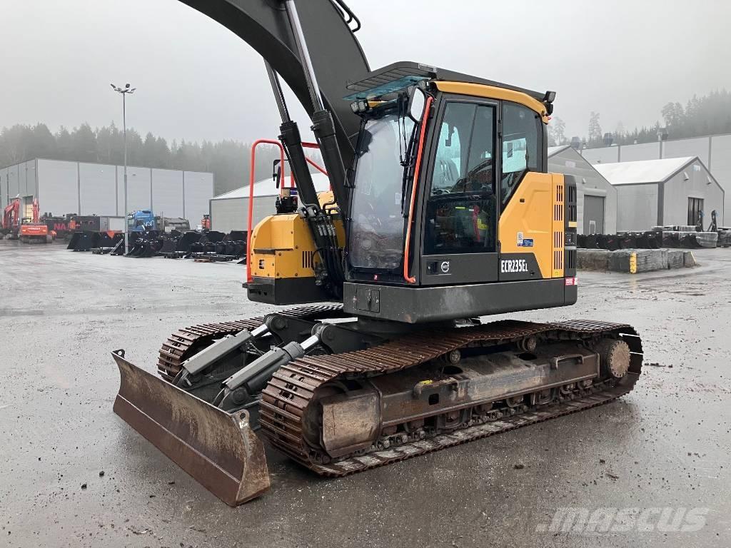 Volvo ECR235EL Blade Beltegraver