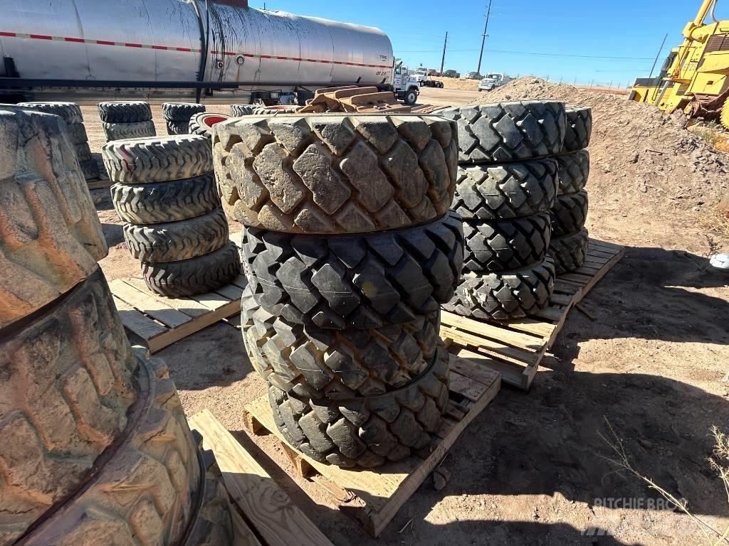 Bobcat 12x16.5 Tires Dekk, hjul og felger