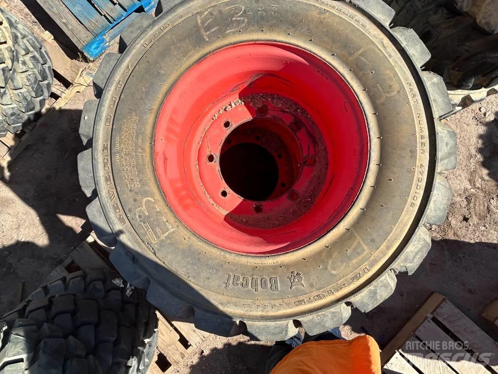 Bobcat 12x16.5 Tires Dekk, hjul og felger