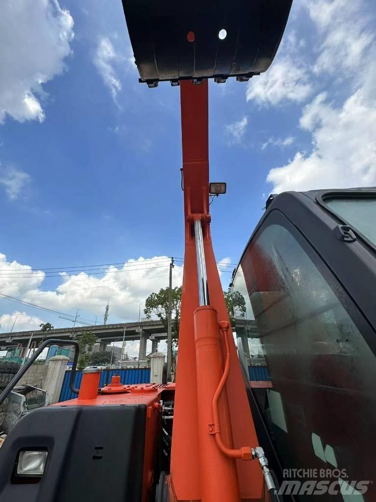 Hitachi ZX 70 Beltegraver