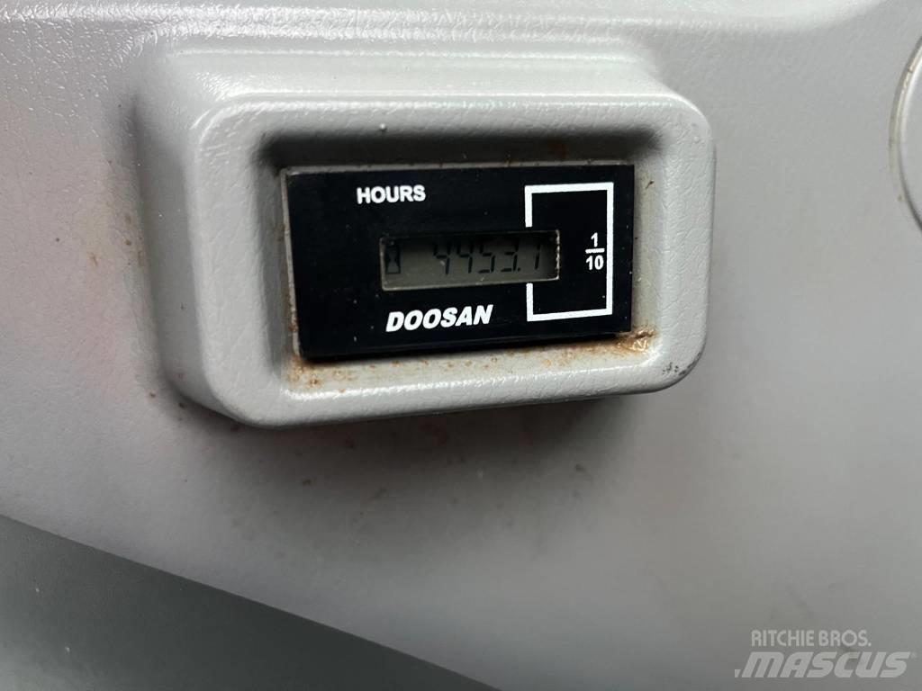 Doosan DX 140 LCR-5 Beltegraver