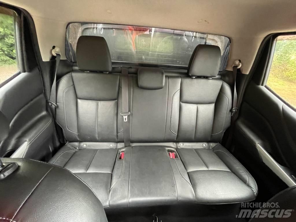 Nissan Navara Pickup/planbiler