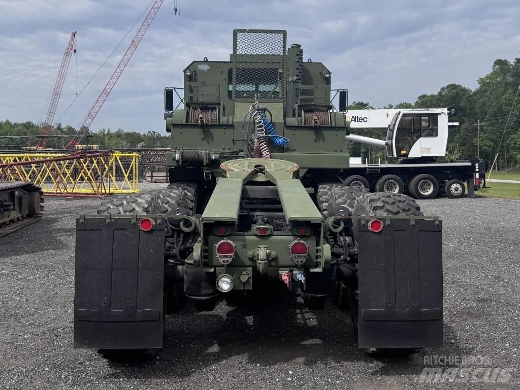 Oshkosh M1070 Trekkvogner