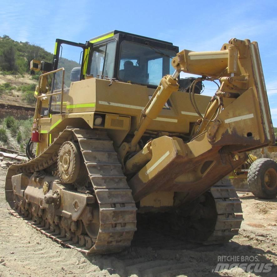 CAT D 9 T Dozere Beltegående