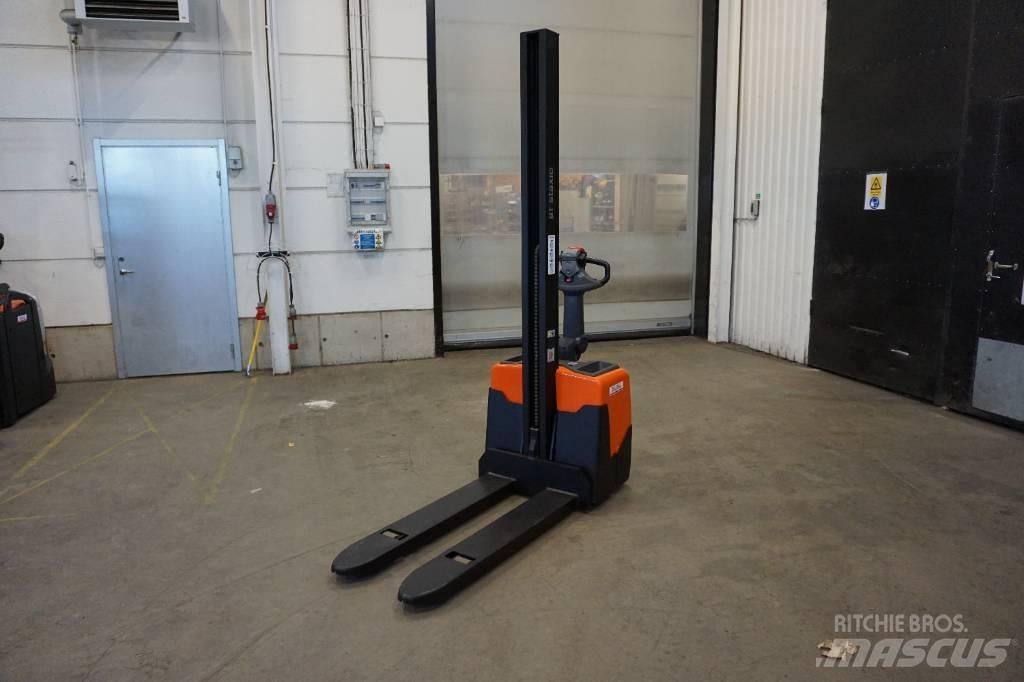 Toyota HWE100 Ledestablere