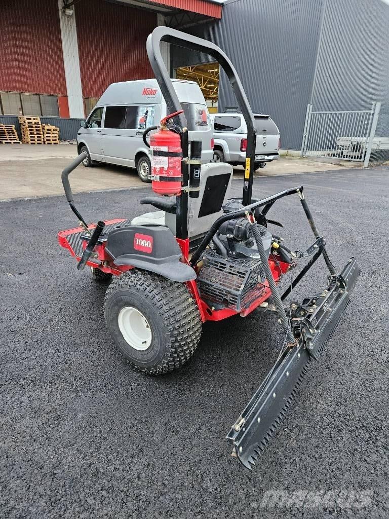 Toro SandPro2040Z Bunkerraker