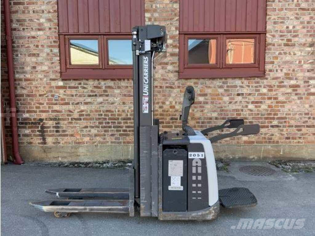 Atlet PSP Lavtløftende truck med platform