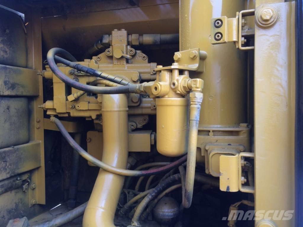 CAT 320 B Beltegraver