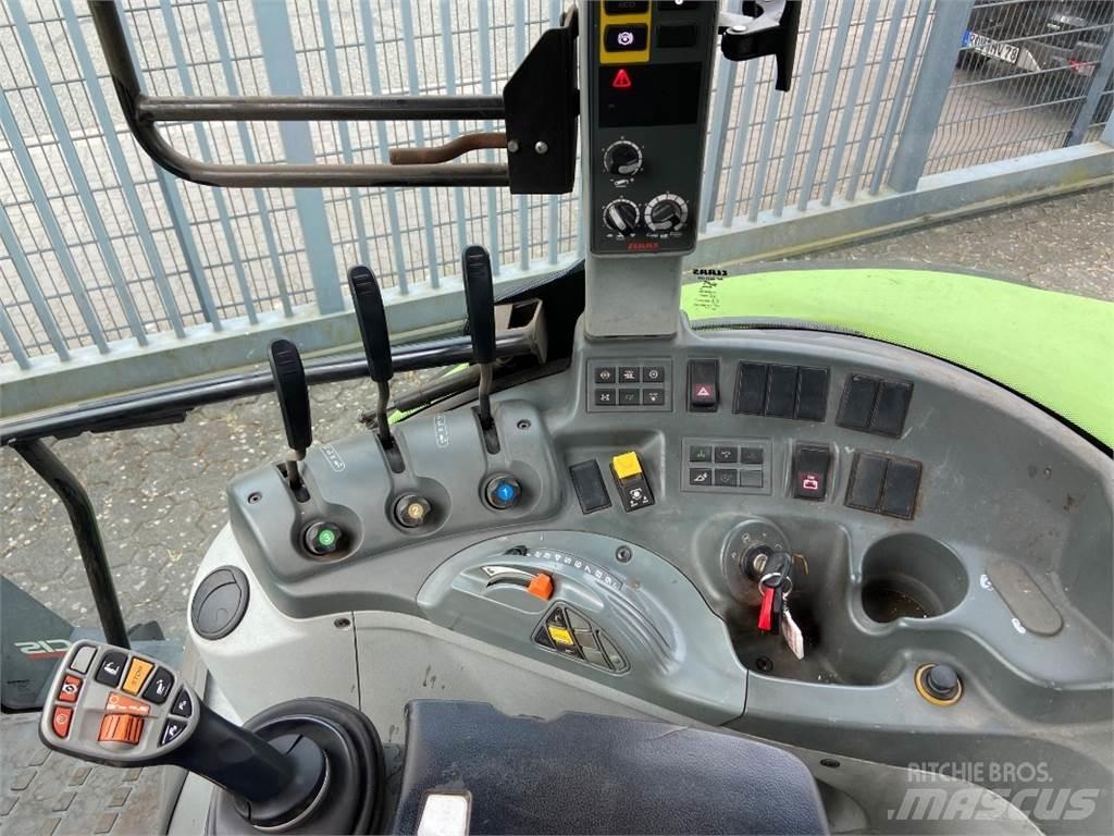 CLAAS Arion 440 Traktorer