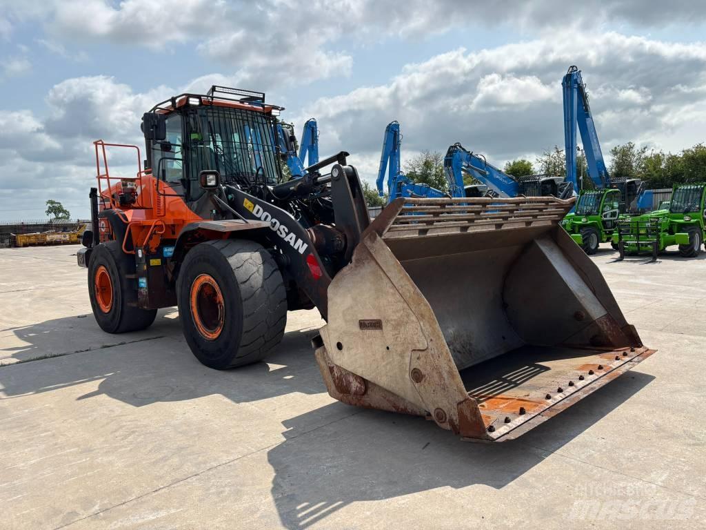 Doosan DL 300-5 Hjullastere
