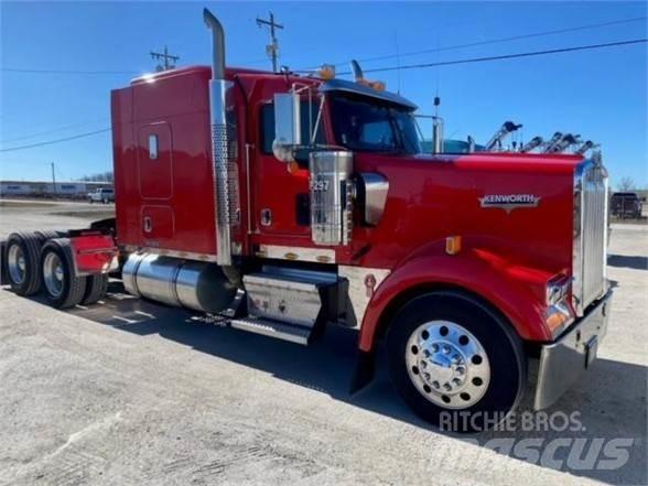 Kenworth W900L Trekkvogner