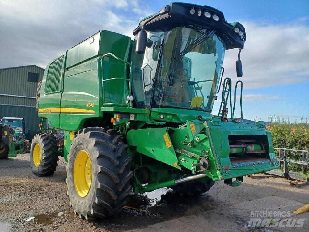 John Deere W 540 Skurtreskere