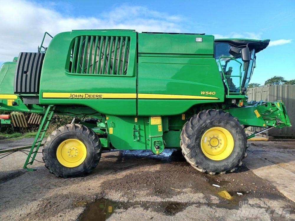 John Deere W 540 Skurtreskere