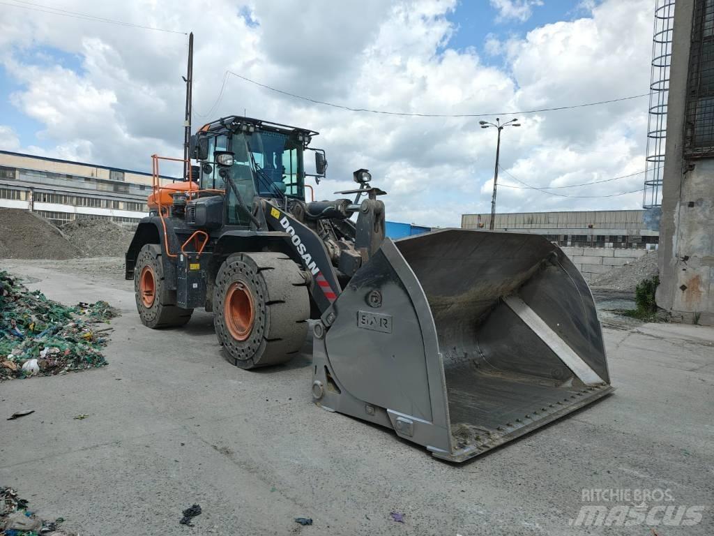 Doosan DL 320-7 Hjullastere