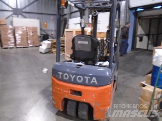 Toyota 8FBE20U Stablere