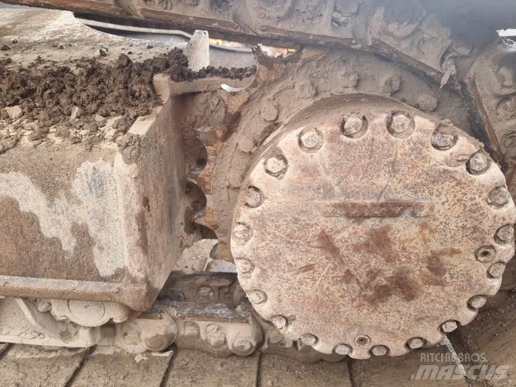 Volvo EC 250 D L Beltegraver