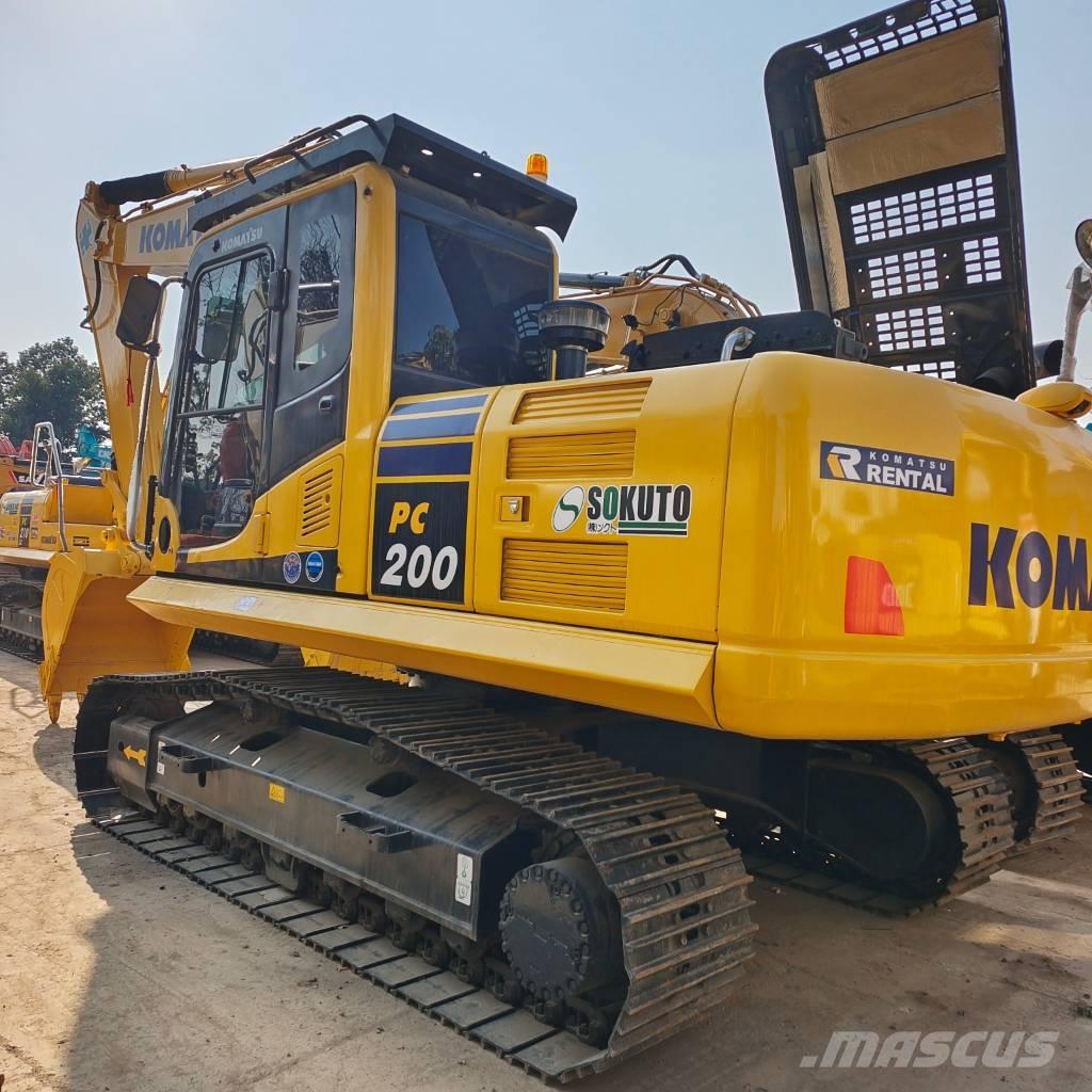 Komatsu PC 200-6 Beltegraver