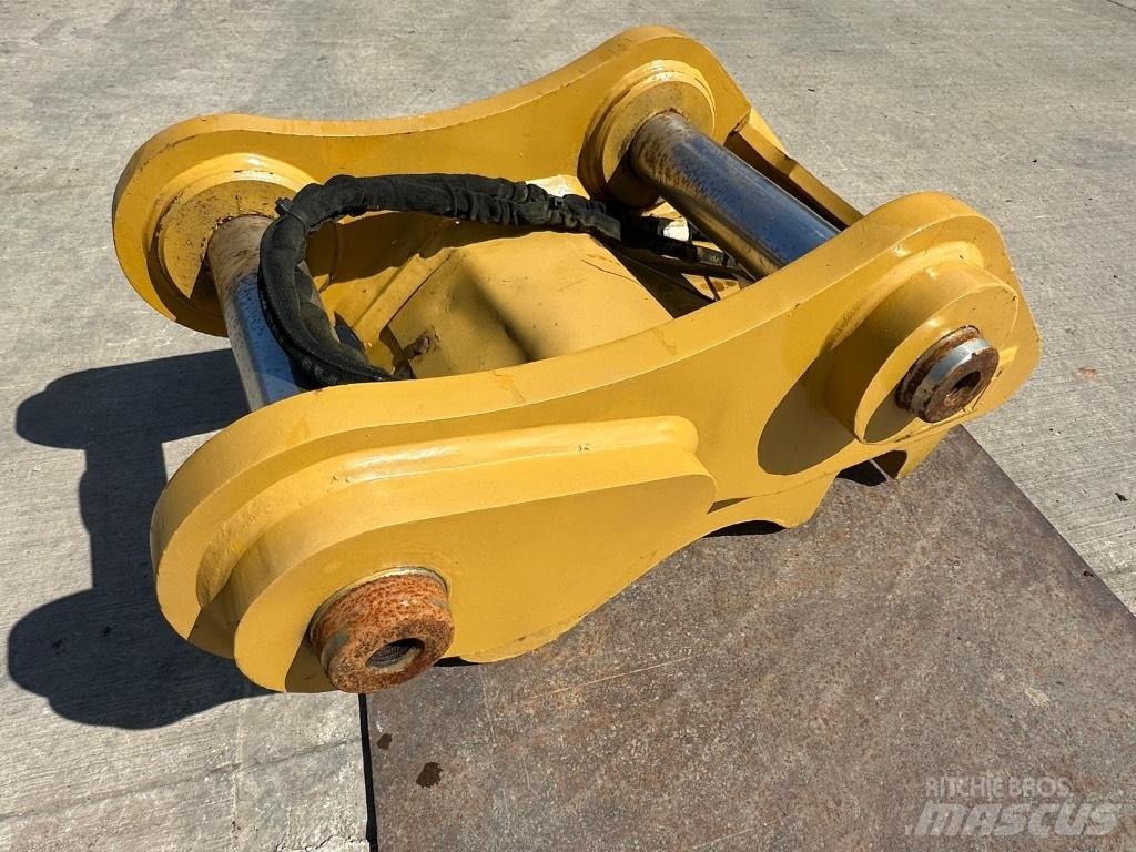 CAT 320 Hurtigkoblinger