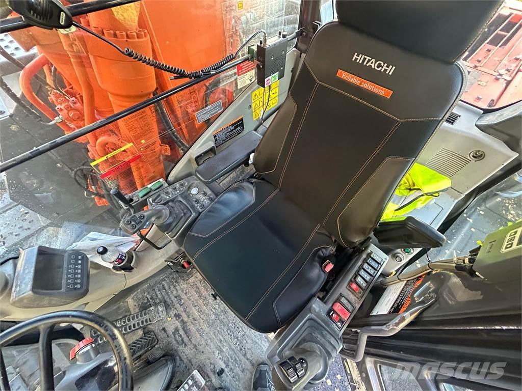 Hitachi ZX 170W-3 Hjulgravere