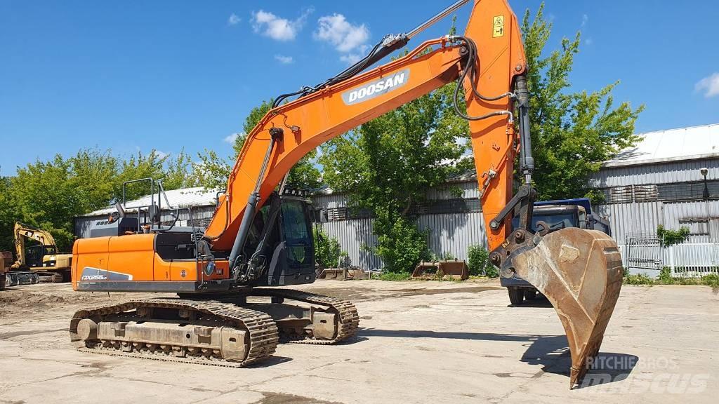 Doosan DX 255 LC-5 Beltegraver