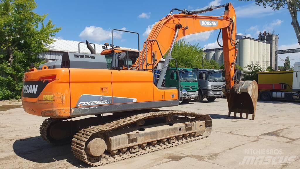Doosan DX 255 LC-5 Beltegraver