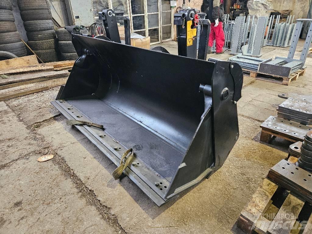 JCB 4 CX Skuffer