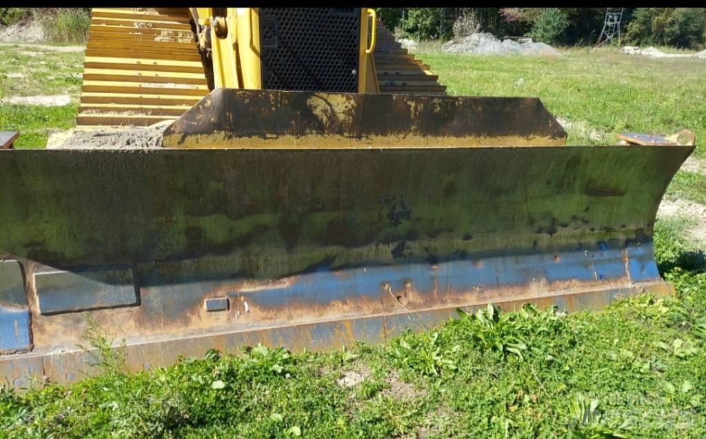 CAT D 6 N Dozere Beltegående