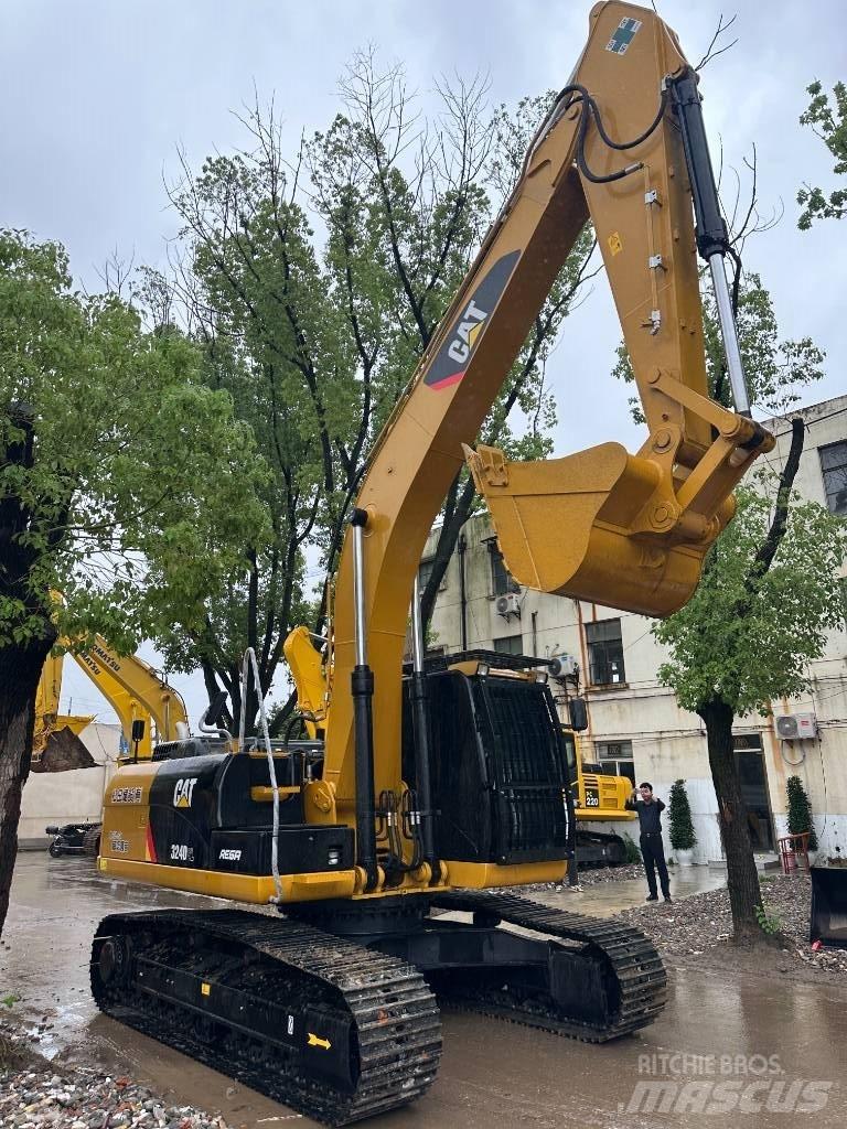 CAT CAT324D Midigravere 7 - 12t