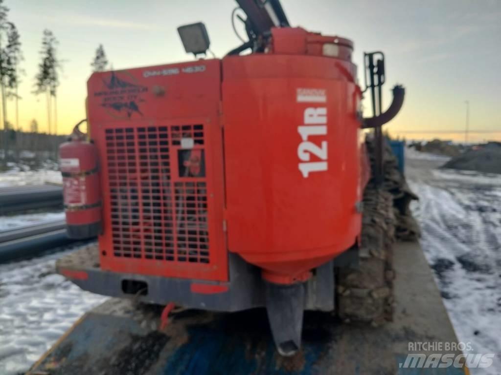 Sandvik DC 121R Borerigger