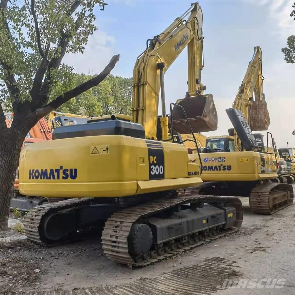 Komatsu PC 300 Beltegraver