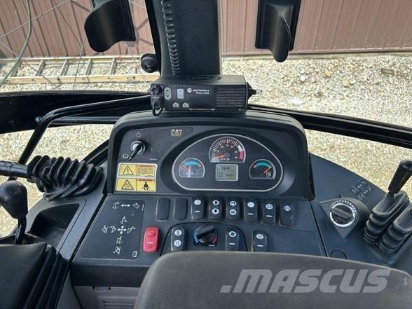 CAT 420F Traktorgravere