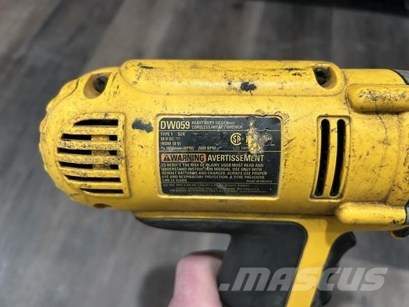 DeWalt DW059 Instrumenter, måle- og automatiseringsutstyr