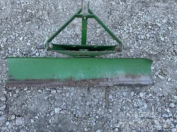 John Deere 60 Kniver