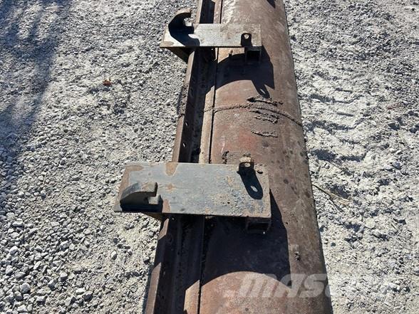 John Deere 8 Anlegg - Annet