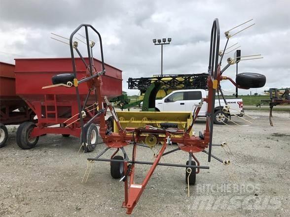 Rhino PT419H Raker og høyvendere