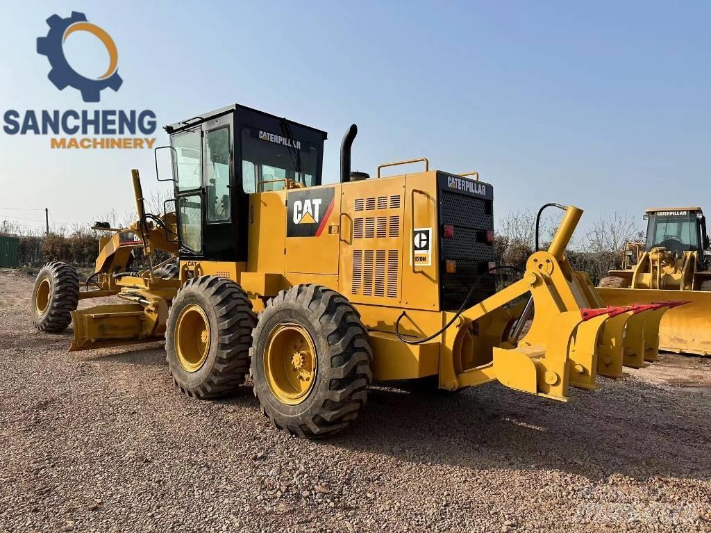 CAT 120 H Veihøvler