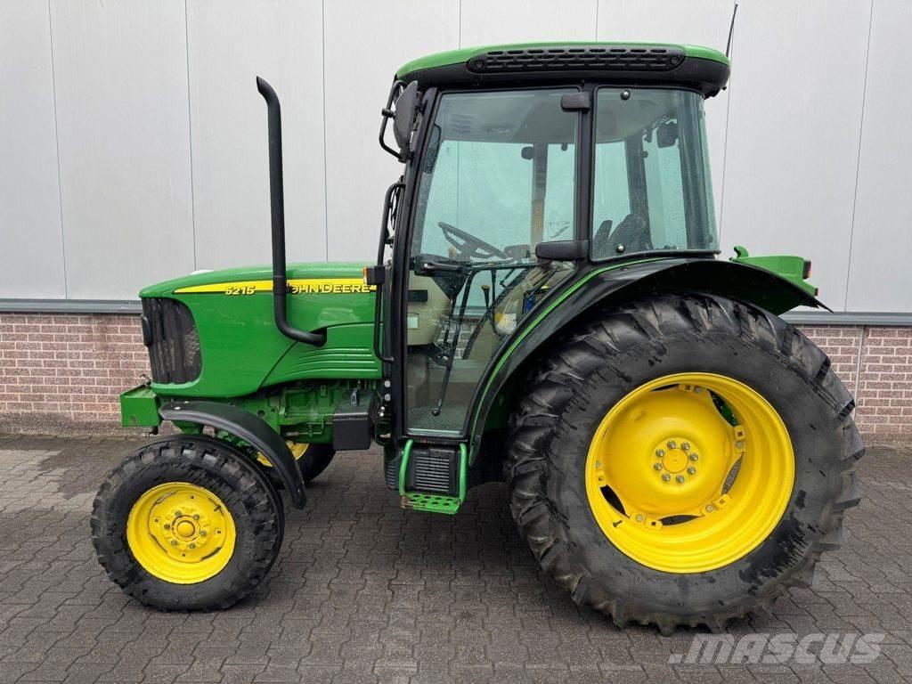 John Deere 5215 Personbiler