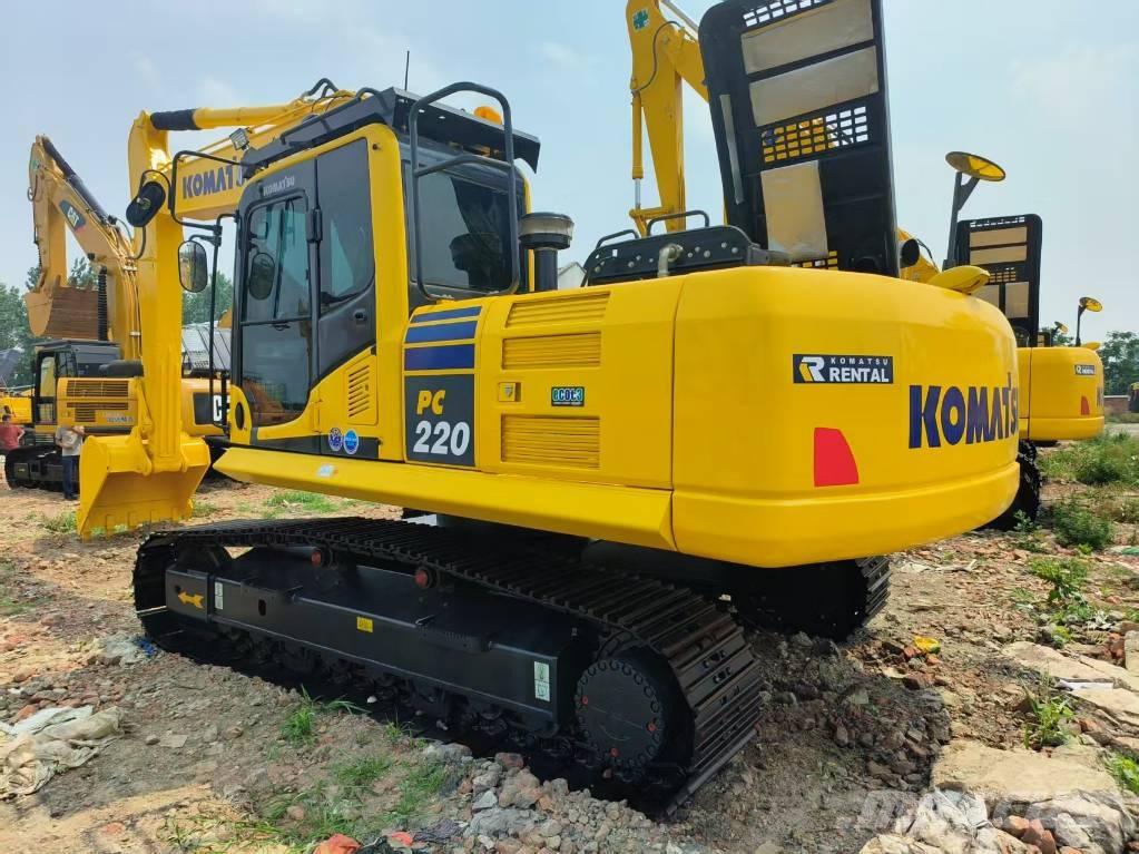 Komatsu PC 220-8 Beltegraver