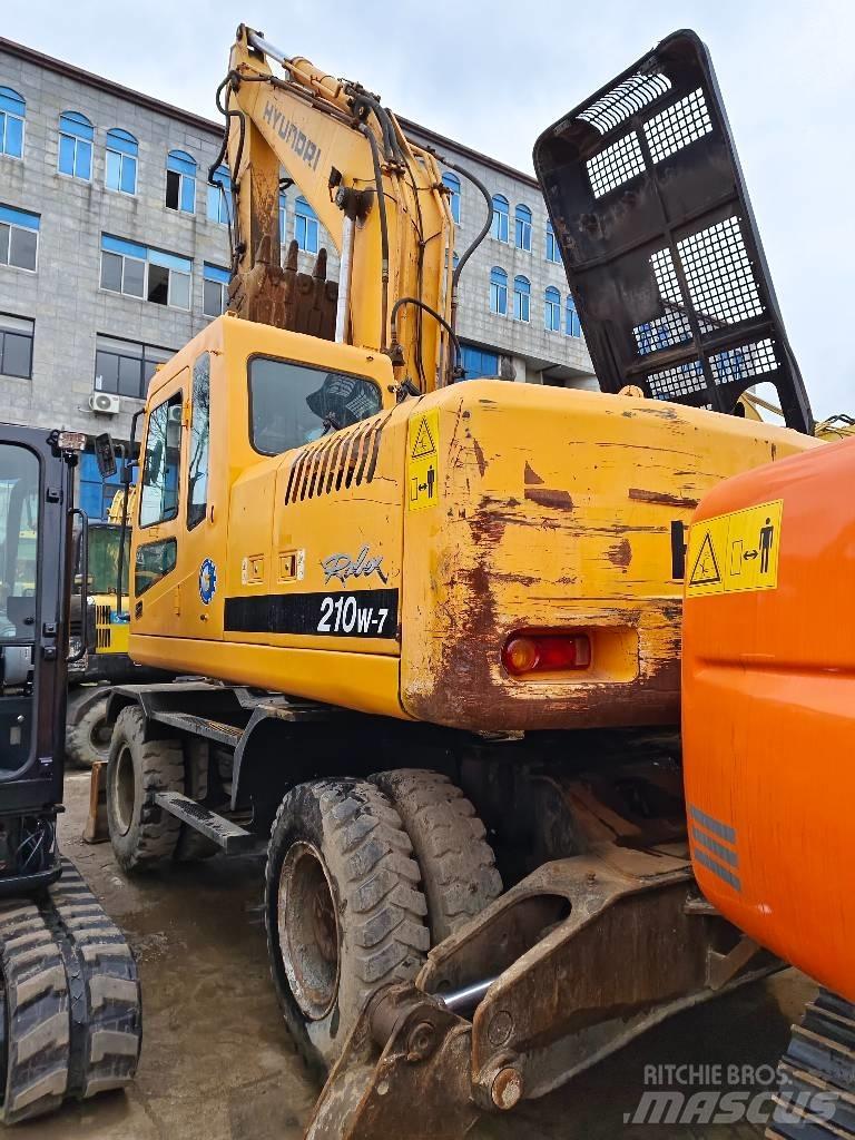 Hyundai R210W-7 Hjulgravere