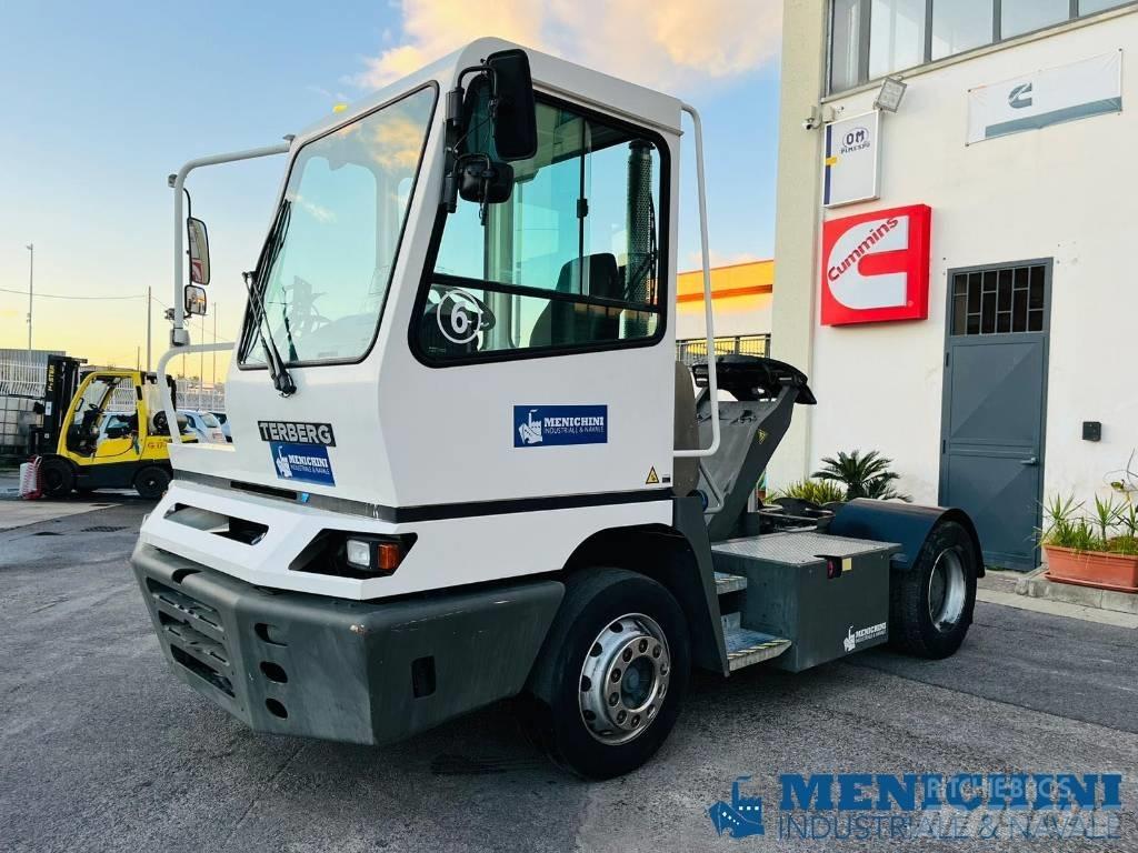 Terberg YT 222 Terminaltraktor