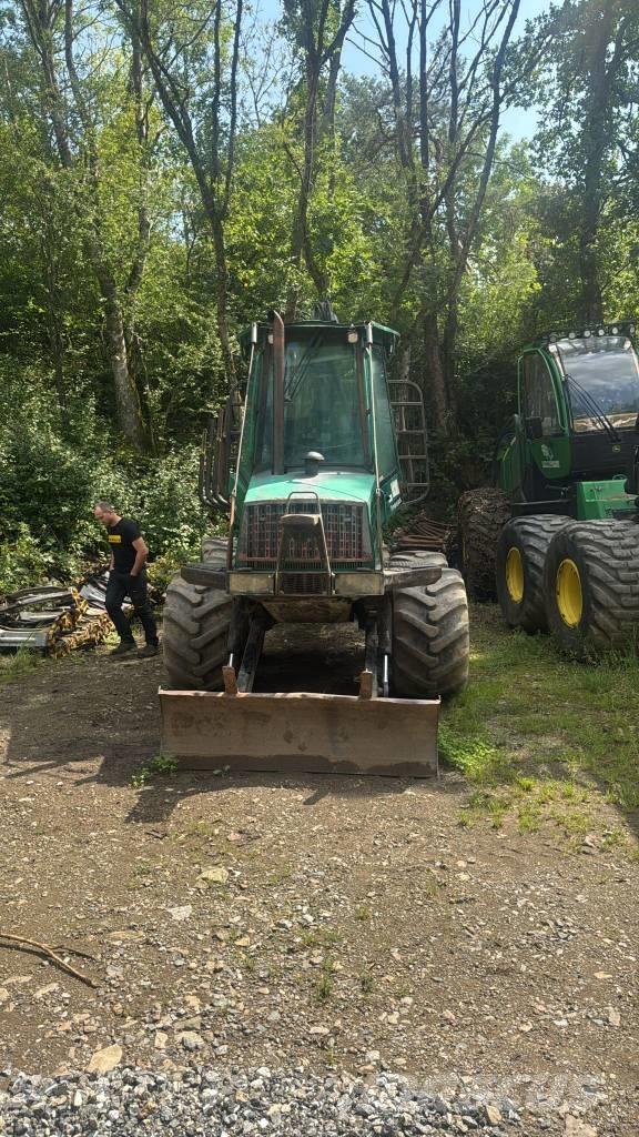 Timberjack 810 B Lassbærere