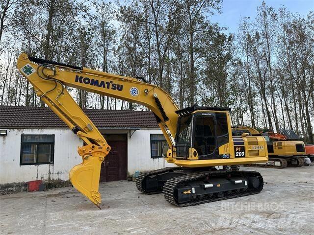 Komatsu PC 200-8 Beltegraver