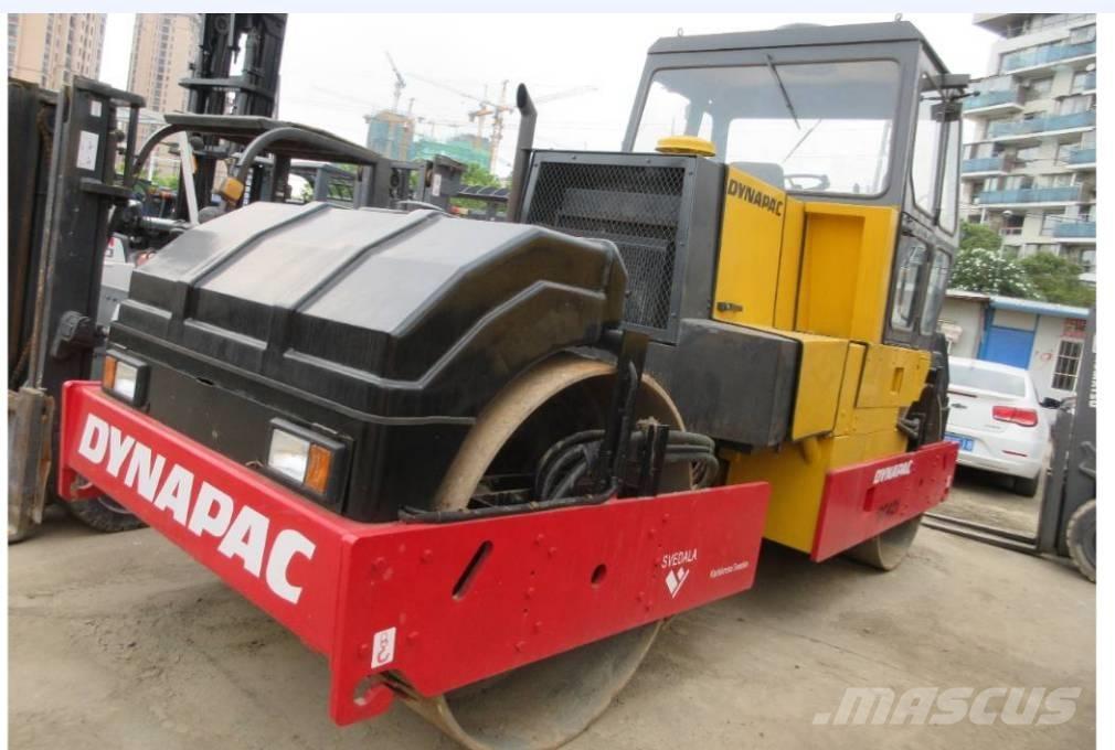 Dynapac CC 421 Tandem Valser